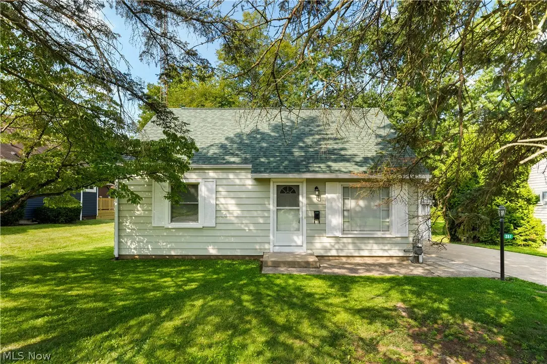 251 Bonnieview Avenue, Alliance, OH 44601 - #1