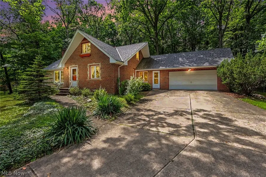7550 Beverly Drive, Independence, OH 44131 - #2