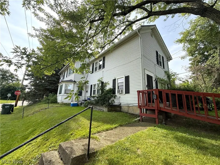 805 S Linden Avenue, Alliance, OH 44601 - #3