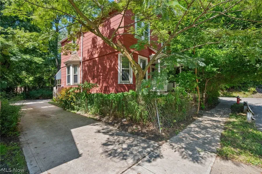 1308 W 95th Street, Cleveland, OH 44102 - #2