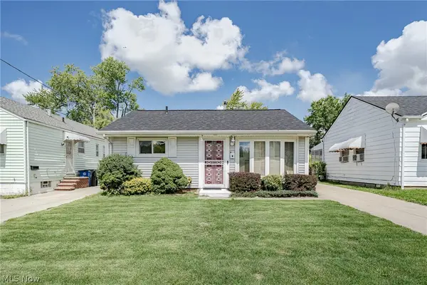 16225 Clearview Avenue, Cleveland, OH 44128