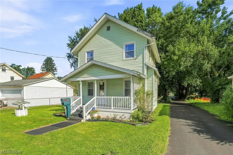 2211 17th Ne Street, Canton, OH 44705 - #2