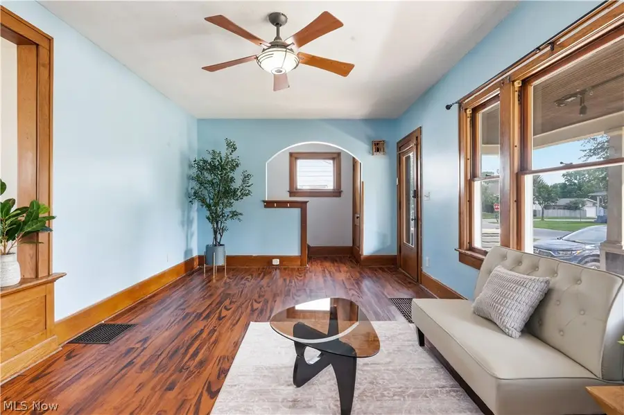 810 Dale Avenue, Willard, OH 44890 - #3