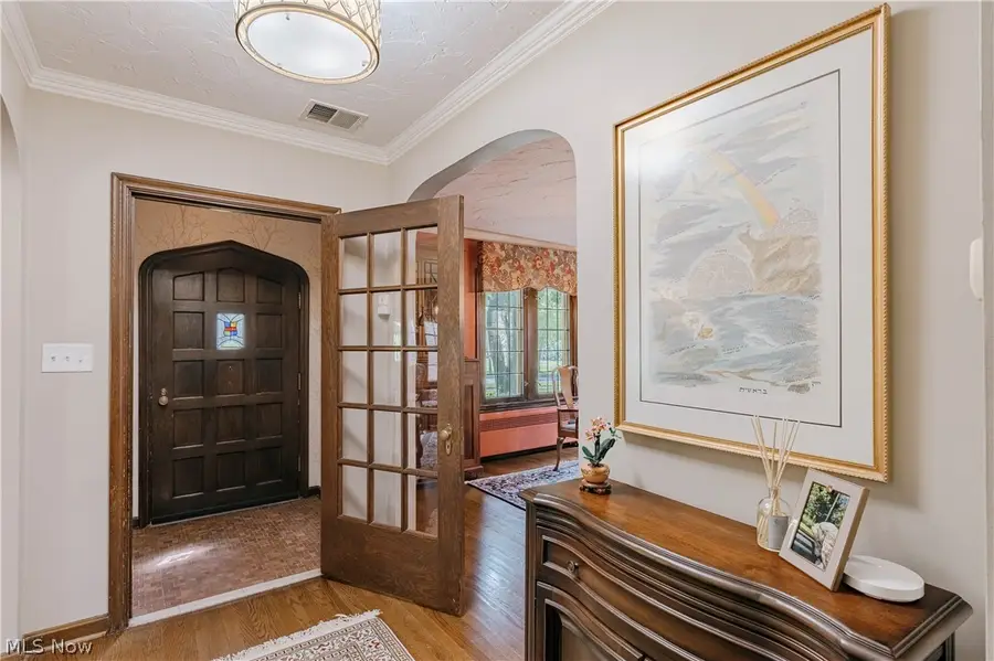 22499 Calverton Road, Shaker Heights, OH 44122 - #3