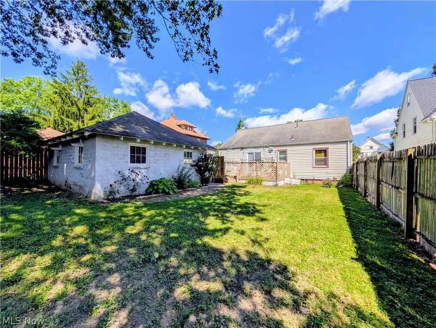 311 Liberty St W, Ashland, OH 44805 - #2
