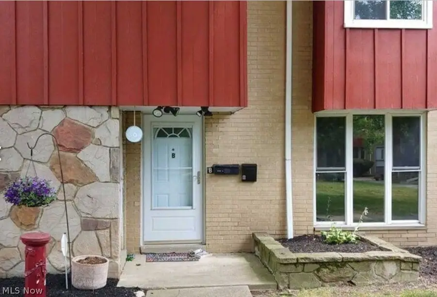 27901 Mills Avenue #1B, Euclid, OH 44132 - #1