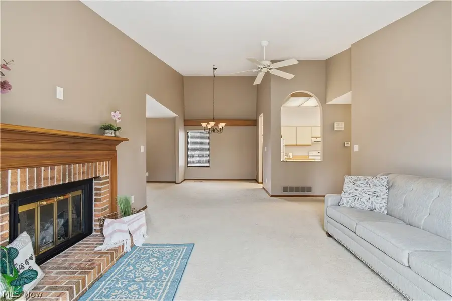 4557 Saint James Nw Circle, Canton, OH 44708 - #3