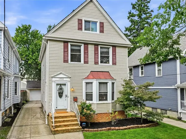 1452 Westwood Avenue, Lakewood, OH 44107