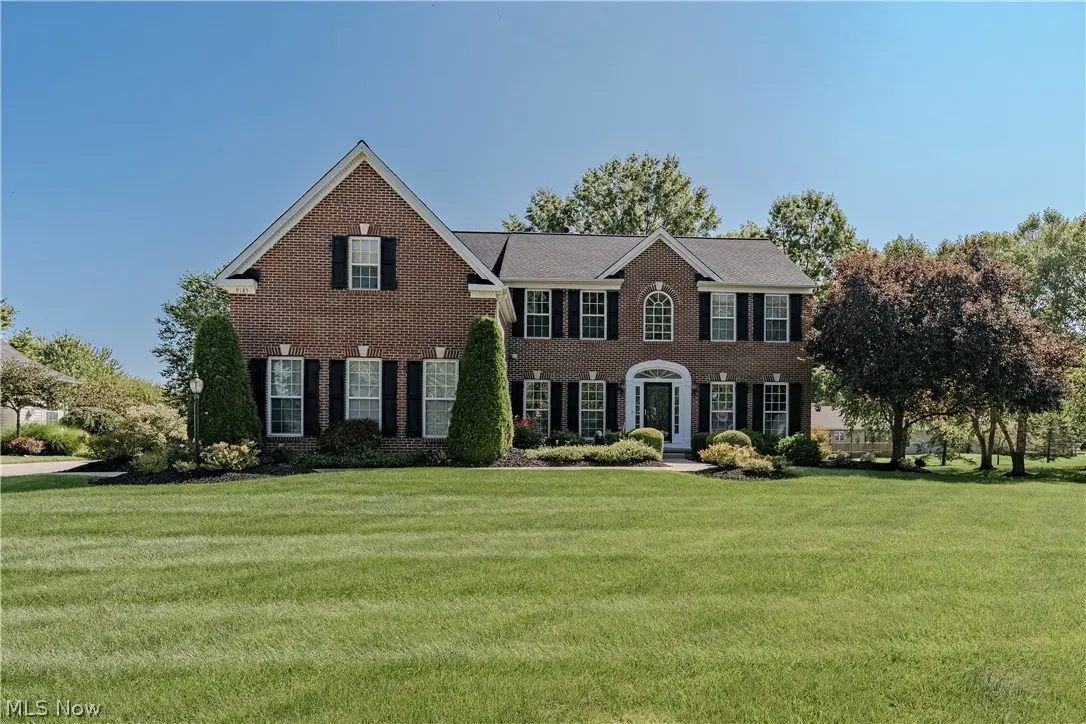 9185 Stonebriar Lane, North Ridgeville, OH 44039 - #1