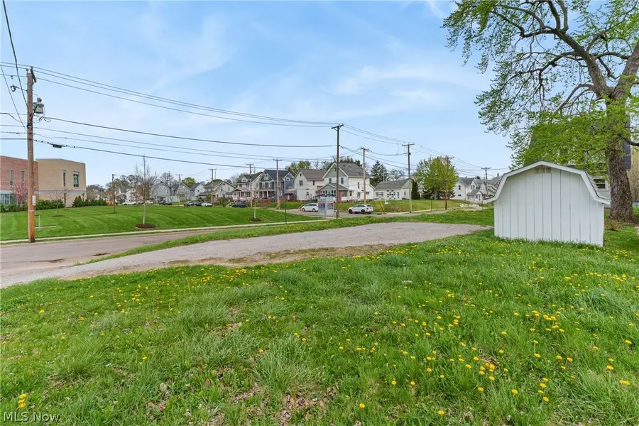703 Arlington Sw Avenue, Canton, OH 44706 - #3
