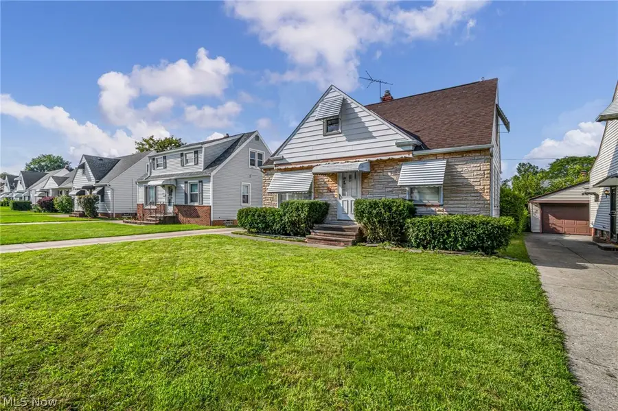 13107 Woodward Boulevard, Garfield Heights, OH 44125 - #3