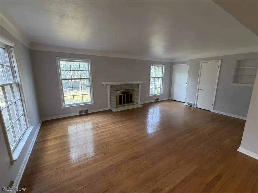19430 Winslow Road, Shaker Heights, OH 44122 - #3