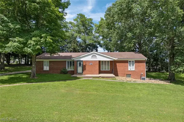 957 Curtwood Drive, Wooster, OH 44691