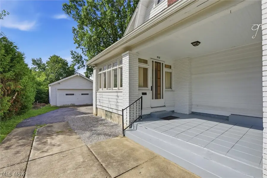 513 Redondo Road, Youngstown, OH 44504 - #3