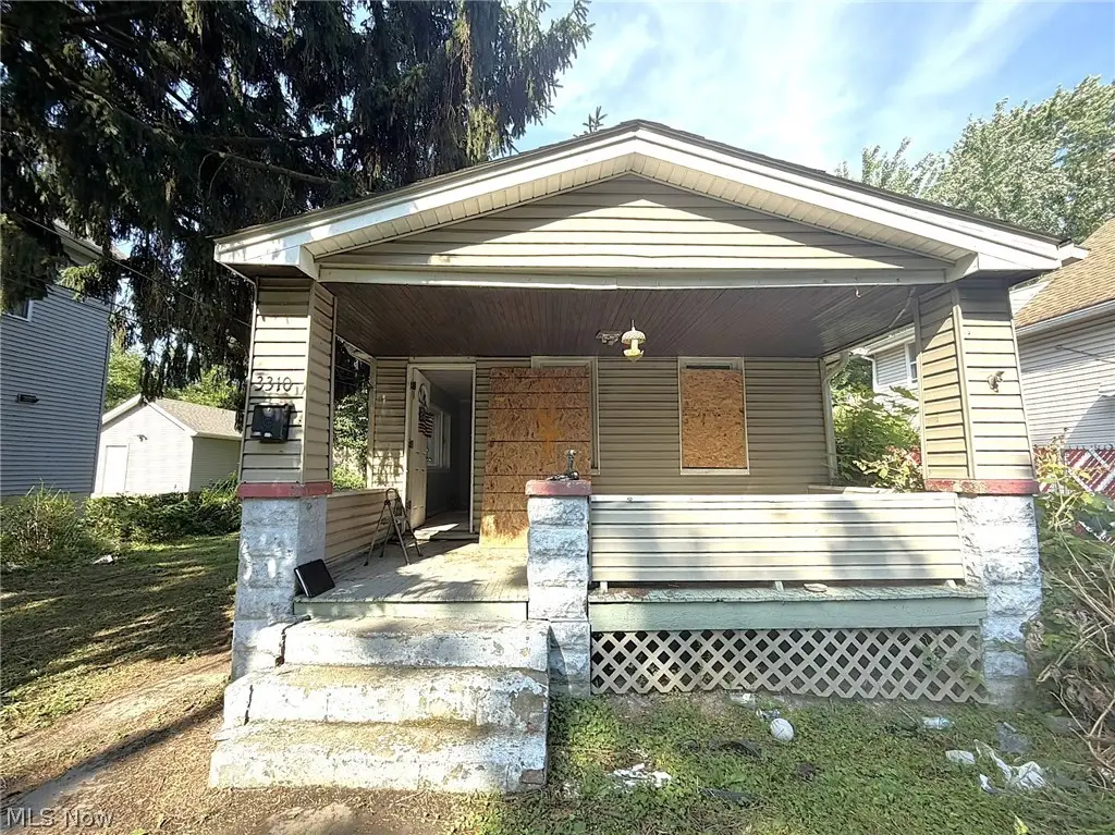 3310 W 54th Street, Cleveland, OH 44102 - #1