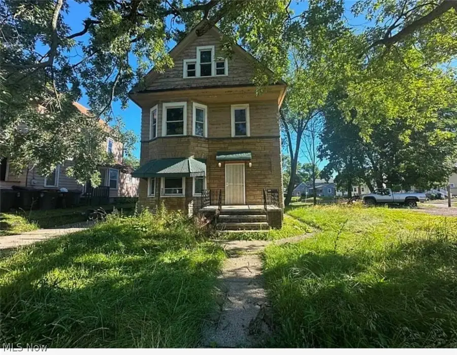 905 E Buchtel Avenue, Akron, OH 44305 - #3