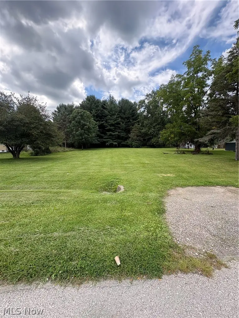 1278 Noble Street, Barberton, OH 44203 - #3
