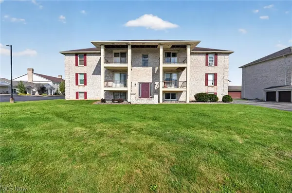 7349 Eisenhower Drive #2, Boardman, OH 44512