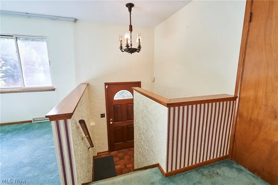 1170 N Plainview Drive, Copley, OH 44321 - #2