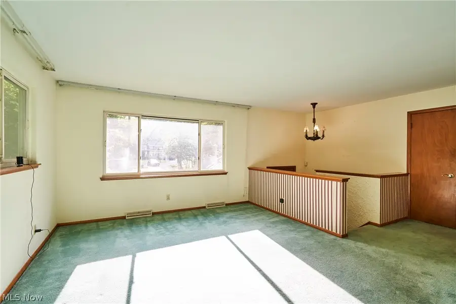 1170 N Plainview Drive, Copley, OH 44321 - #3