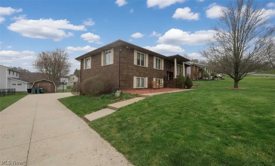 5326 Hillsboro Se Avenue, Canton, OH 44707 - #2