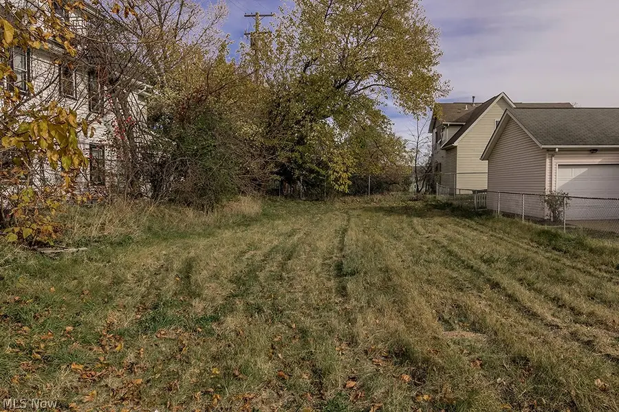 861 Lakeview Road, Cleveland, OH 44108 - #3