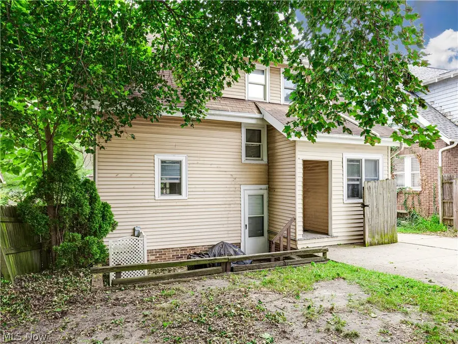 2472 4th Street, Cuyahoga Falls, OH 44221 - #3