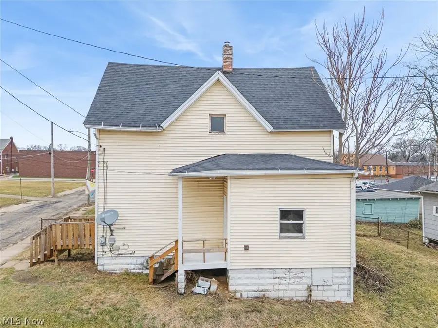 1024 Rex Ne Avenue, Canton, OH 44704 - #3