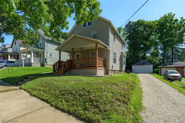 185 24th Nw Street, Barberton, OH 44203