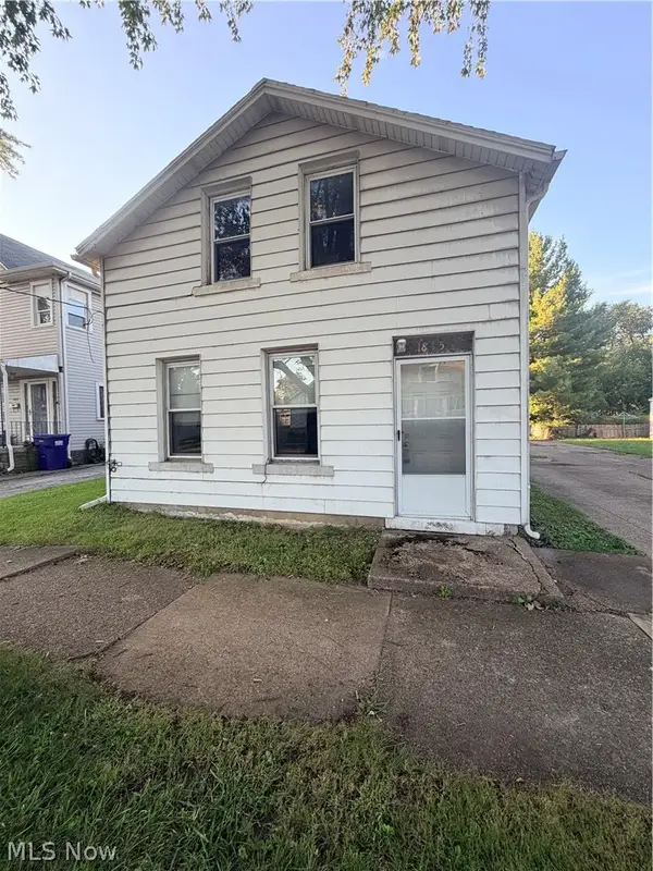 1815 W Monroe Street, Sandusky, OH 44870