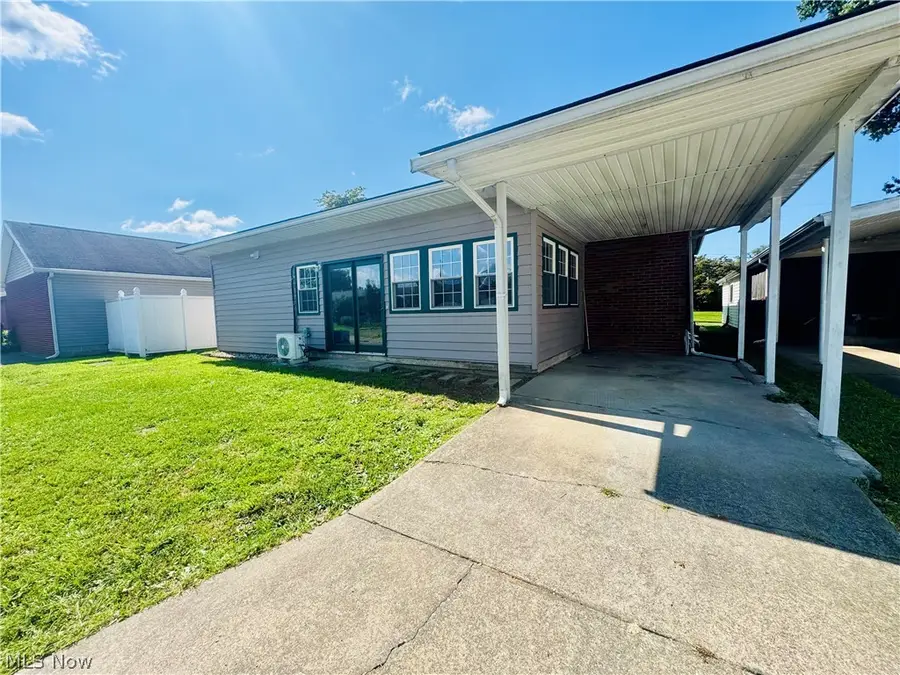 521 25th Street, Vienna, WV 26105 - #3