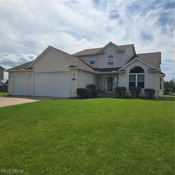 26122 Buckthorn Road, Oakwood, OH 44146