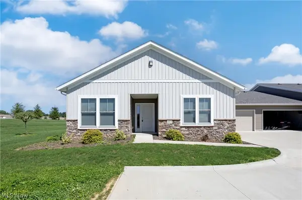 1813 Blackberry Lane, Orrville, OH 44667