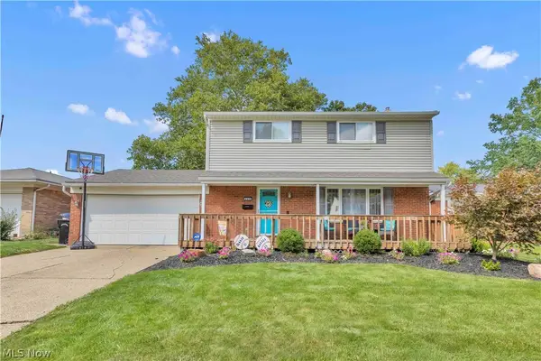208 Georgia Avenue, Elyria, OH 44035