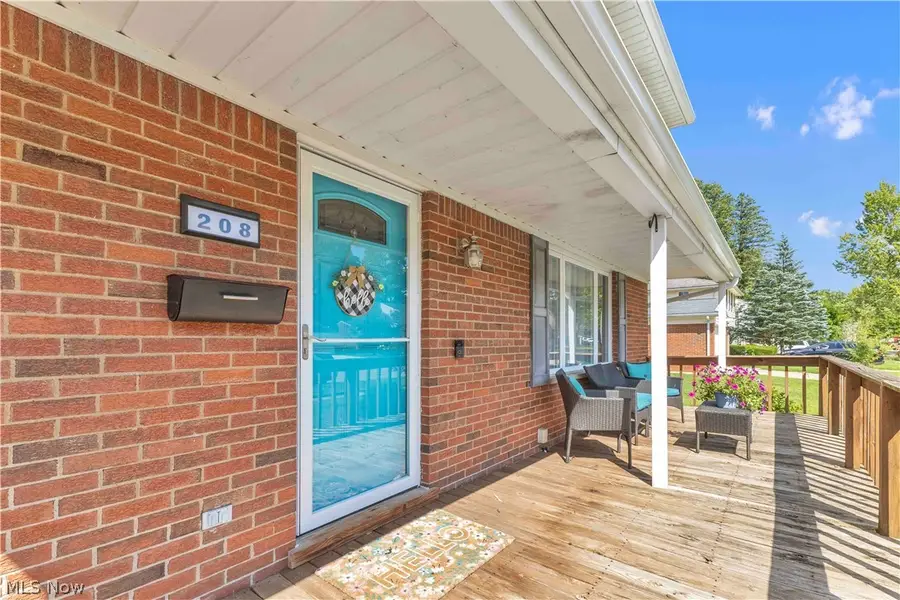 208 Georgia Avenue, Elyria, OH 44035 - #2