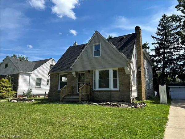 10117 Chesterfield Drive, Parma Heights, OH 44130