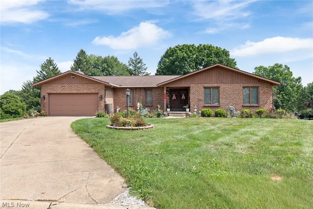 3741 Muirfield Drive, Uniontown, OH 44685 - #1