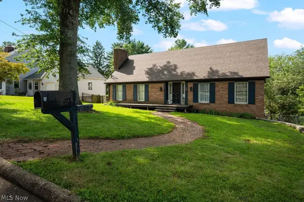 14 Valley View Drive, Vienna, WV 26105