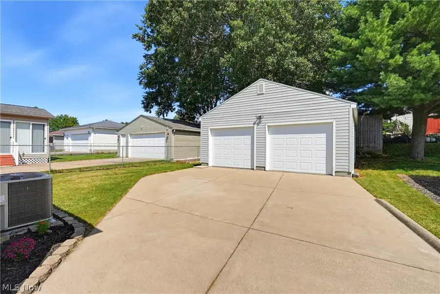 517 Fulmer Avenue, Akron, OH 44312 - #2