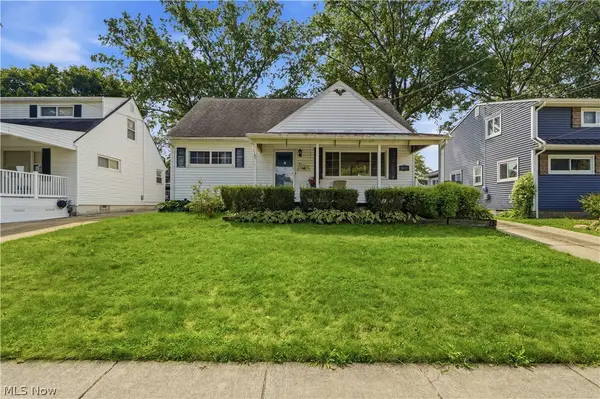 318 Lehigh Avenue, Cuyahoga Falls, OH 44221