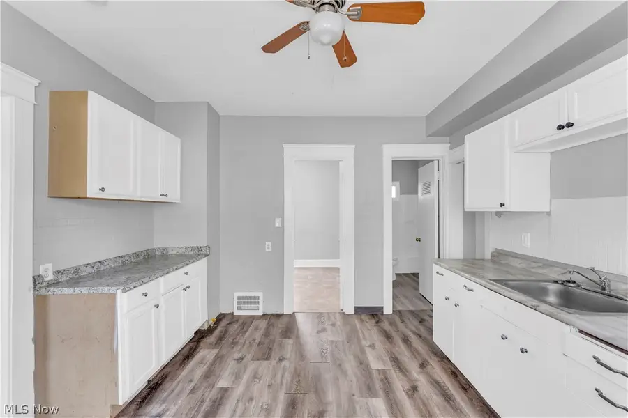 9001 Rosewood Avenue, Cleveland, OH 44105 - #2