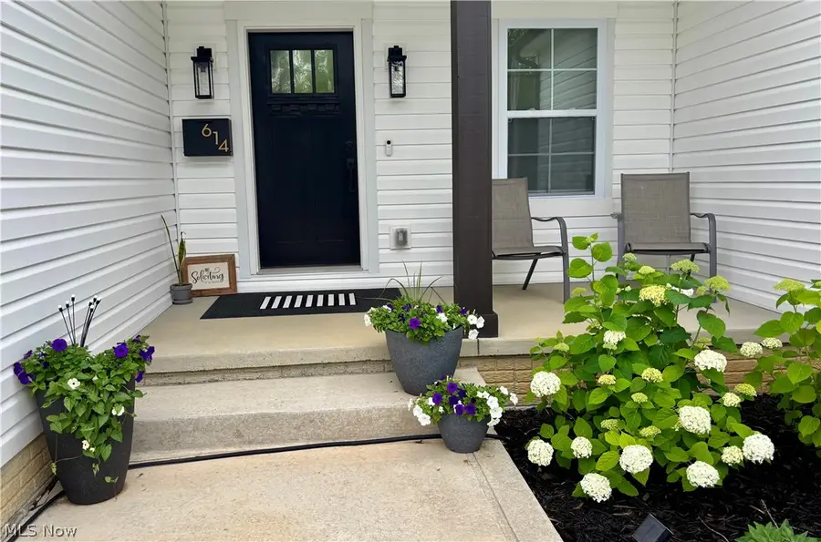 614 N 11th Street, Cambridge, OH 43725 - #2