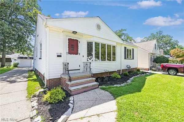 10185 Chesterfield Drive, Parma Heights, OH 44130