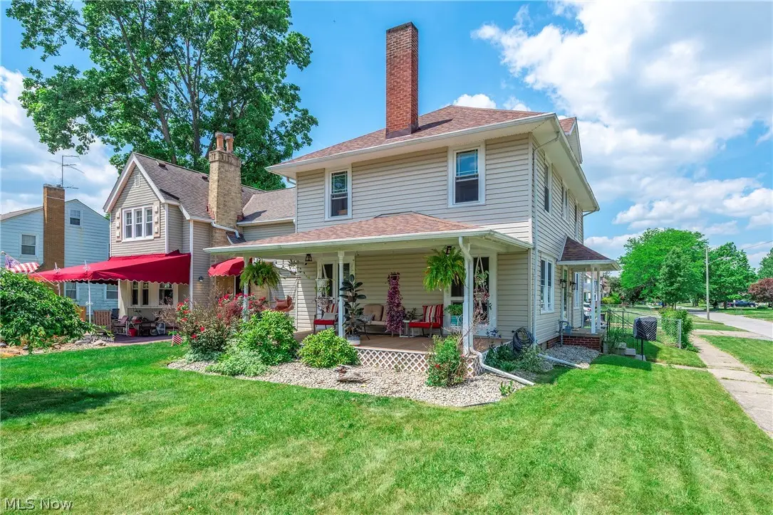 901 Park Avenue, Elyria, OH 44035 - #1