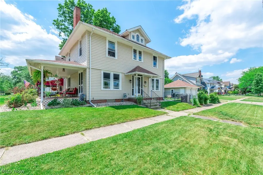 901 Park Avenue, Elyria, OH 44035 - #2