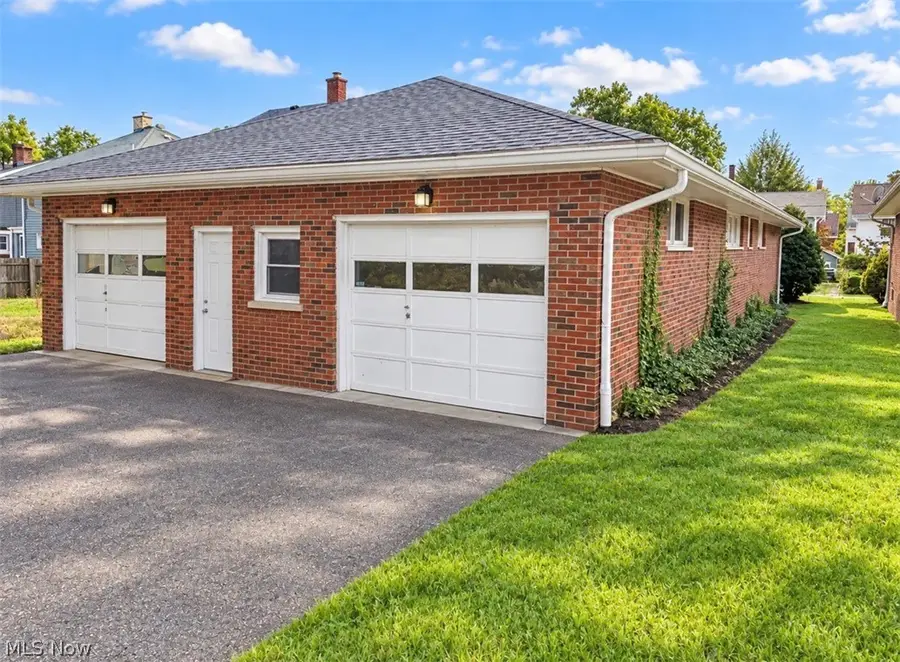 1540-1542 Vassar Nw Avenue, Canton, OH 44703 - #2