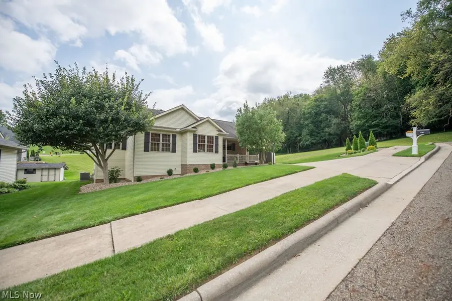 1751 Sandlewood Se Drive, New Philadelphia, OH 44663 - #3
