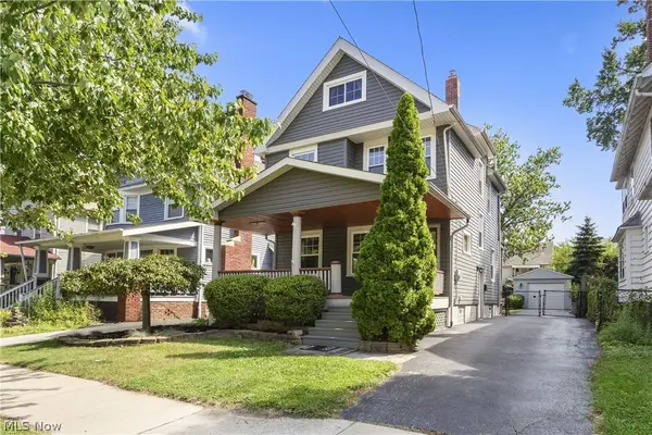 1197 Cranford Avenue, Lakewood, OH 44107