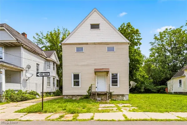 3257 E 56th Place, Cleveland, OH 44127