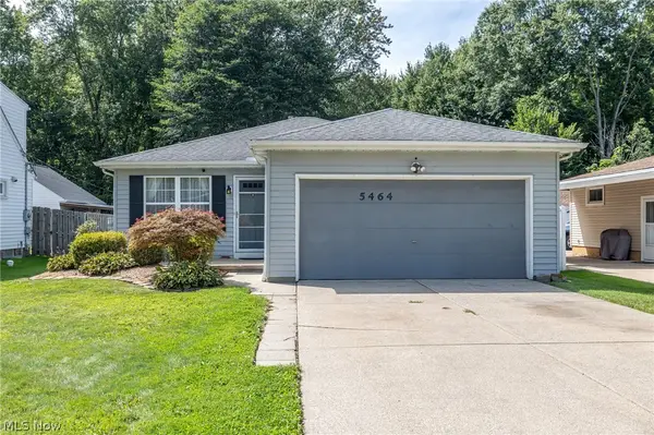 5464 Whitehaven Avenue, North Olmsted, OH 44070